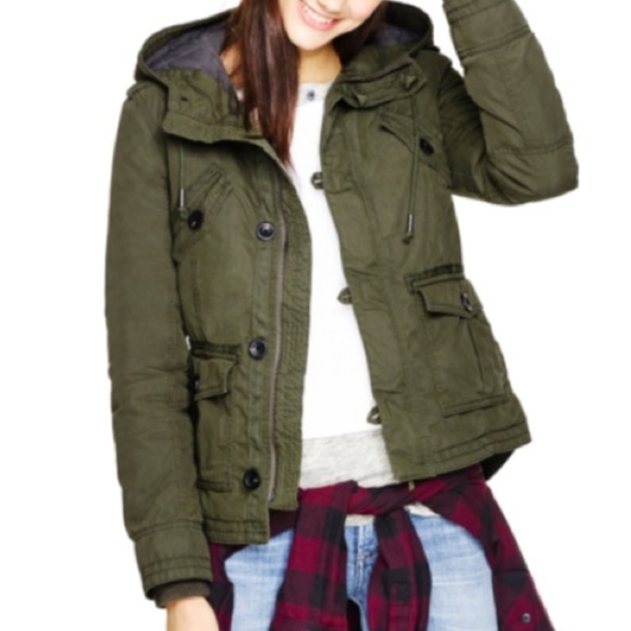 Aritzia Jackets & Blazers - Aritzia TNA olive green Platoon army jacket